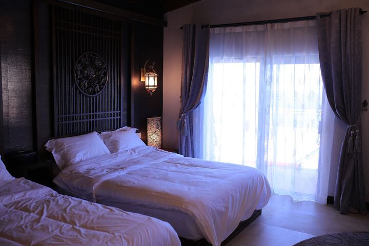 Room 5 of 42
