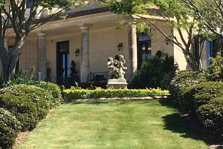 Hotel Exterior 20 of 29
