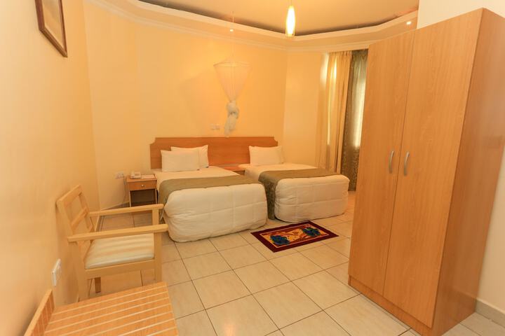 Room 20 of 97
