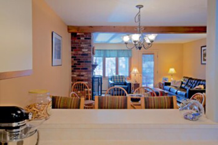 Room 4 of 11