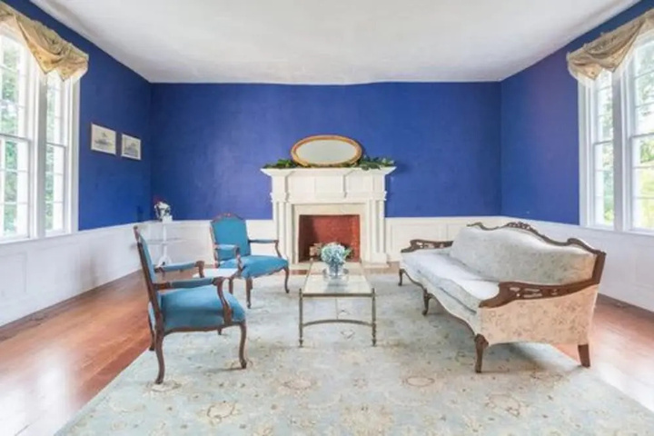 Room 3 of 17