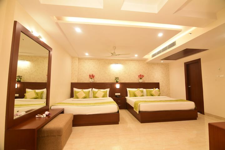 Room 13 of 46