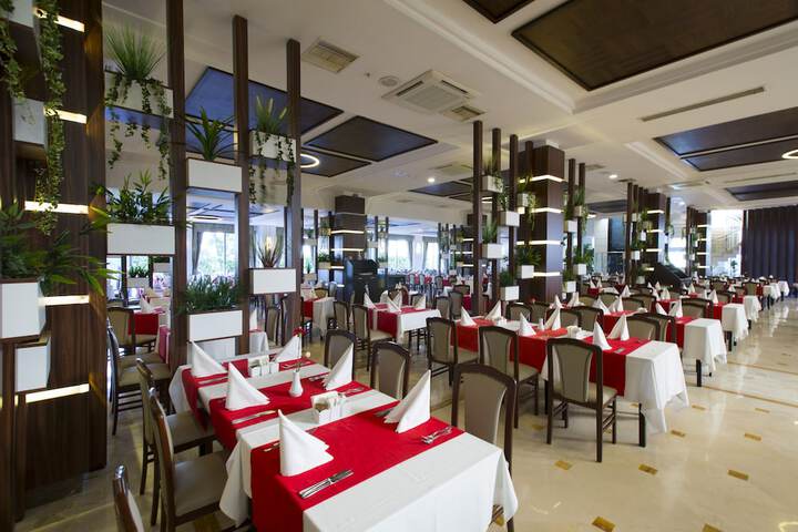 Dining 93 of 164