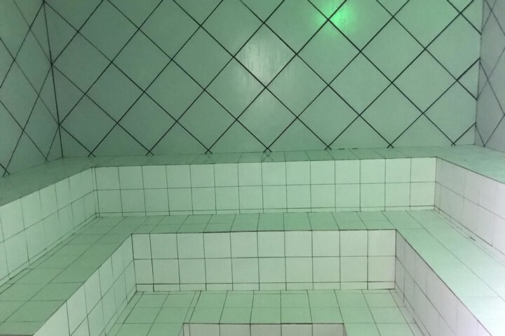 Spa 21 of 54