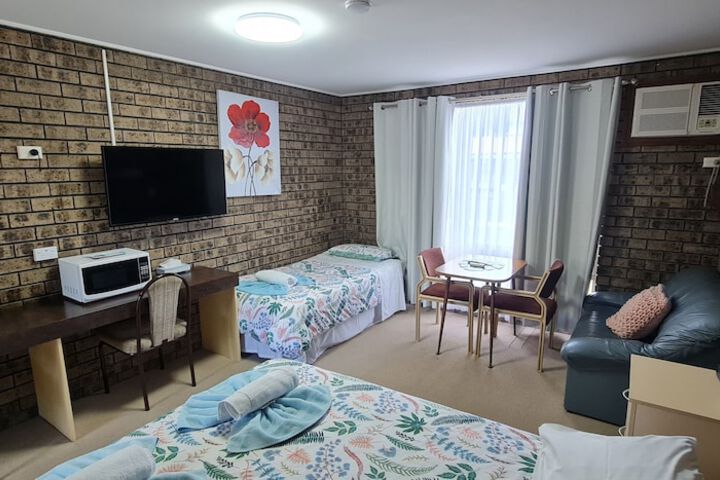 Room 21 of 52