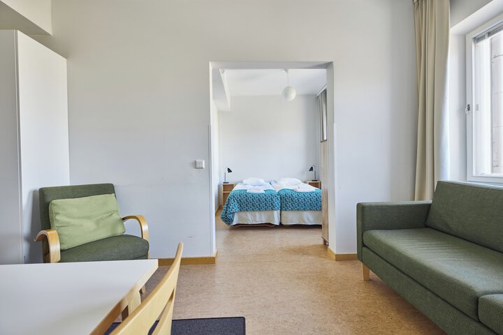 Room 15 of 141