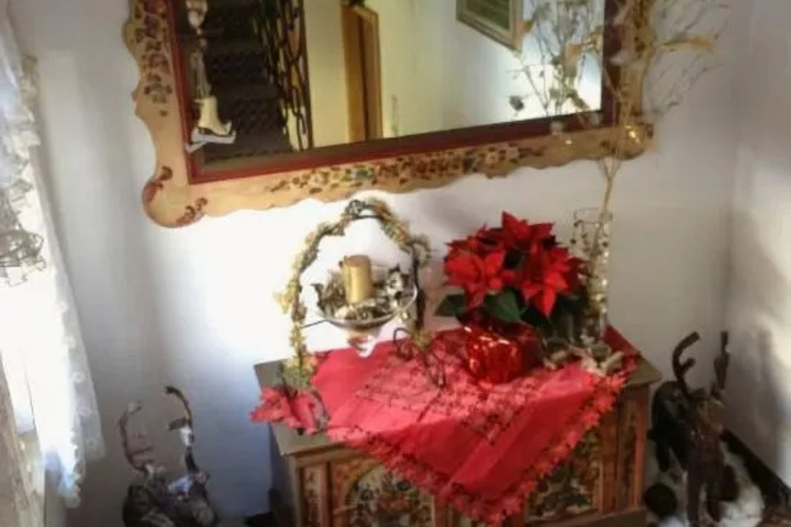 Room 15 of 26
