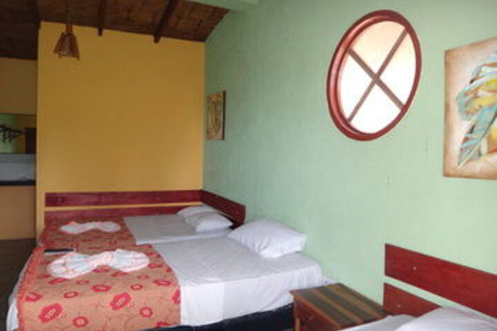 Room 11 of 28