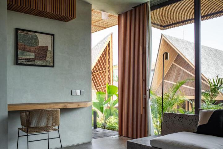 General 81 of 85