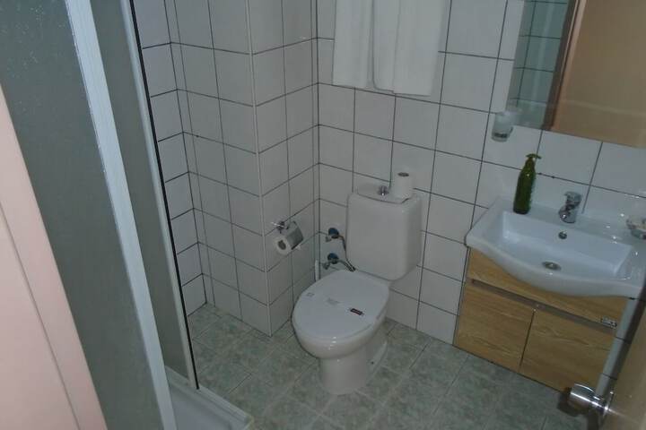 Room 19 of 49