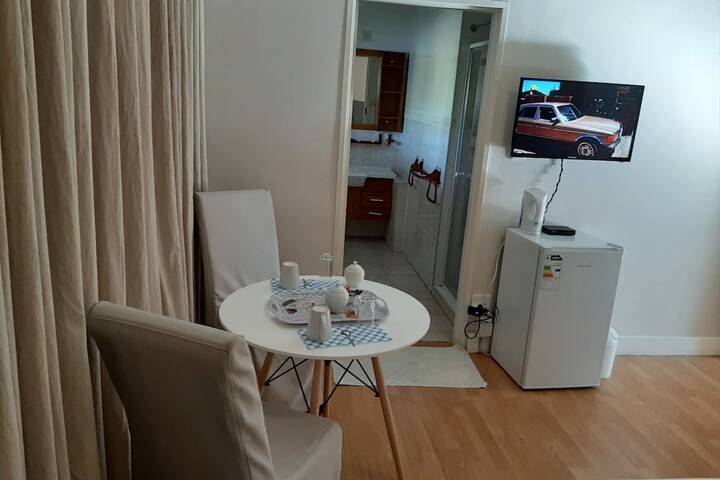 Room 10 of 60
