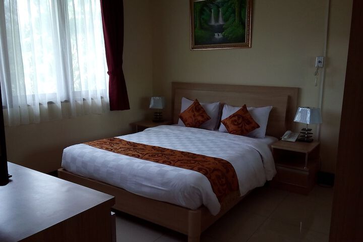 Room 3 of 19