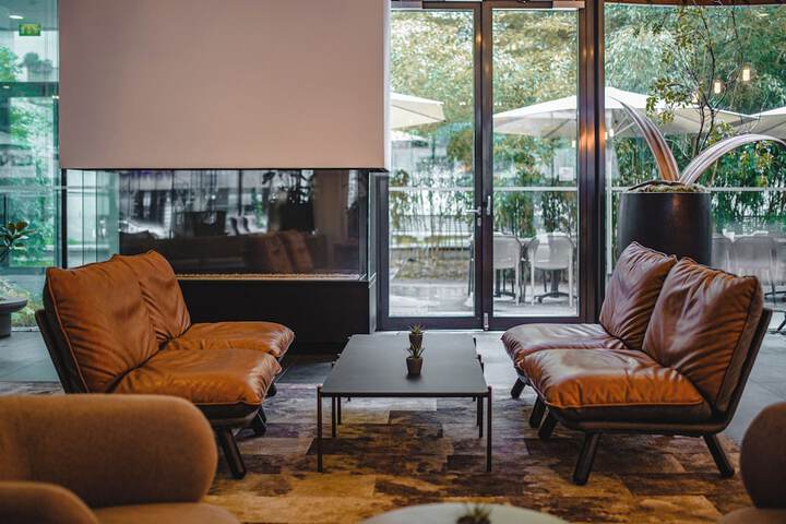 Hotel Lobby