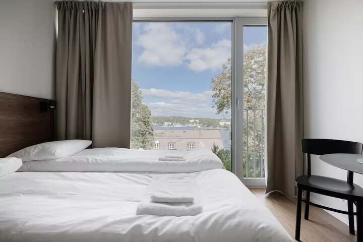 Room 55 of 162