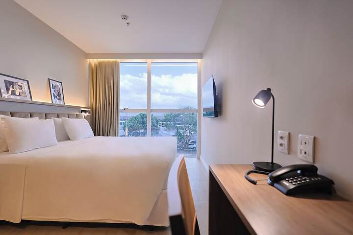 Room 13 of 38