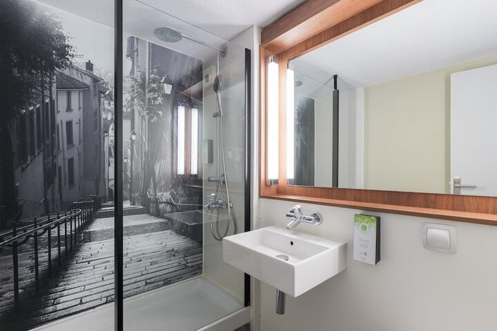 Bath Interior