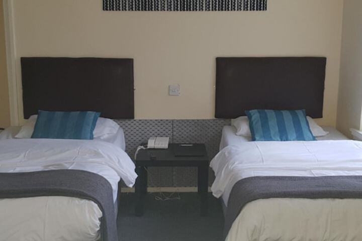 Room 7 of 29