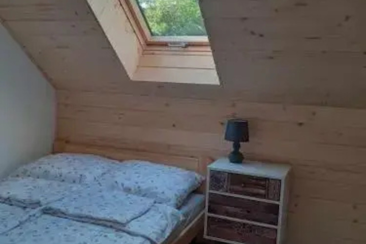 Room 5 of 20