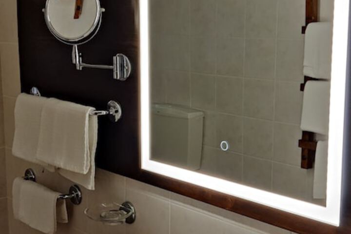 Clean Restrooms