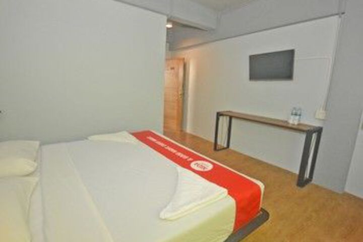 Room 7 of 23