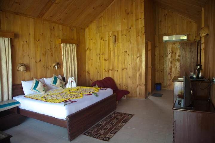Room 5 of 41