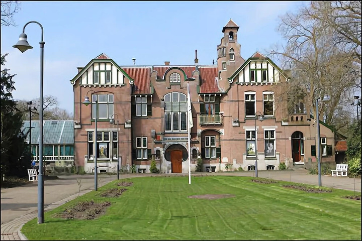 HUIS TEN WOLDE