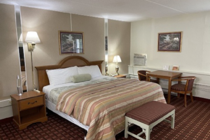 Room 96 of 228
