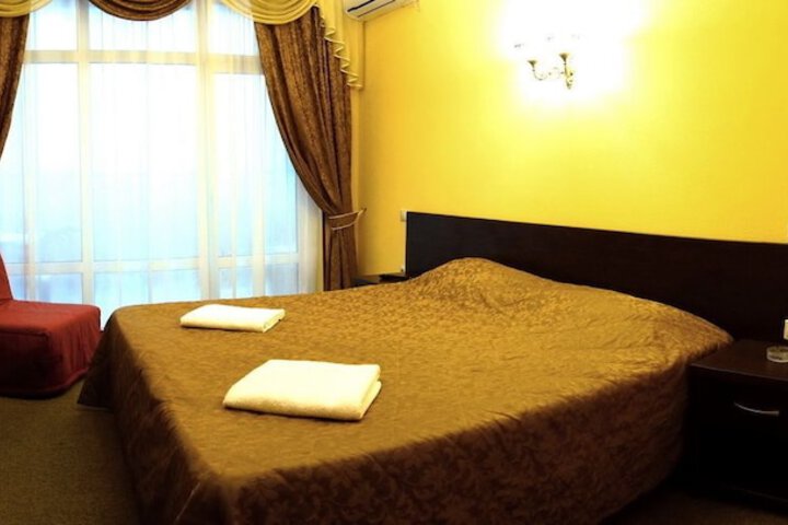 Room 18 of 19