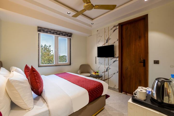 Room 48 of 95