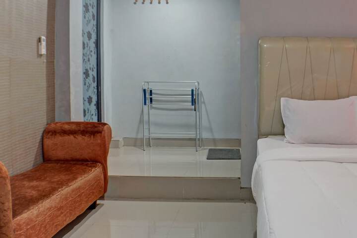 Room 16 of 25
