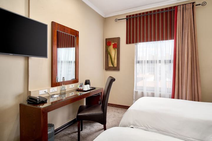Room 18 of 53