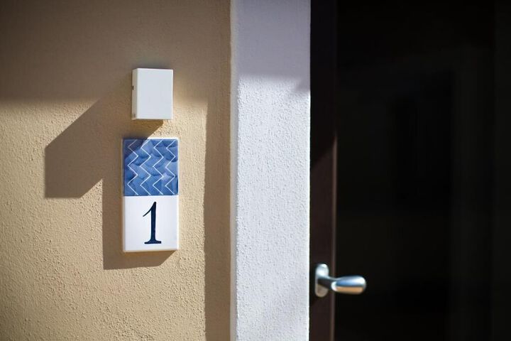 Room 57 of 228