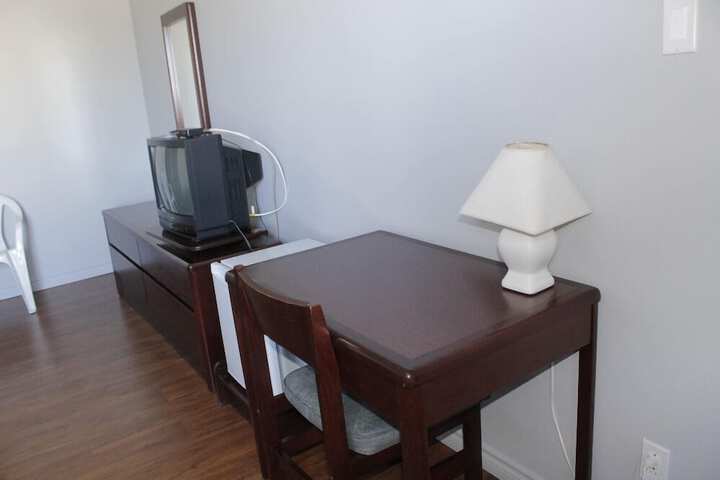Room 14 of 38