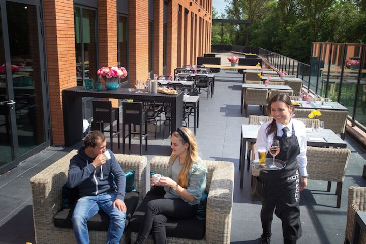 Terrace/Patio 74 of 76