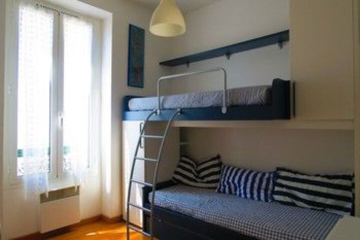 Room 8 of 13