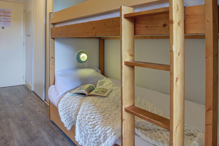 Room 9 of 62