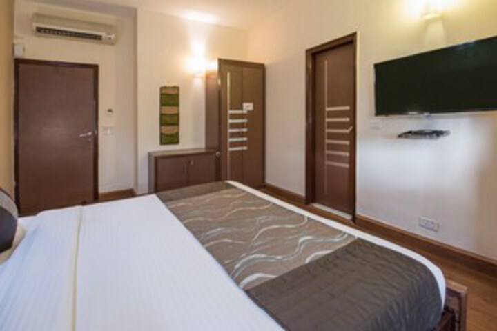 Room 15 of 31