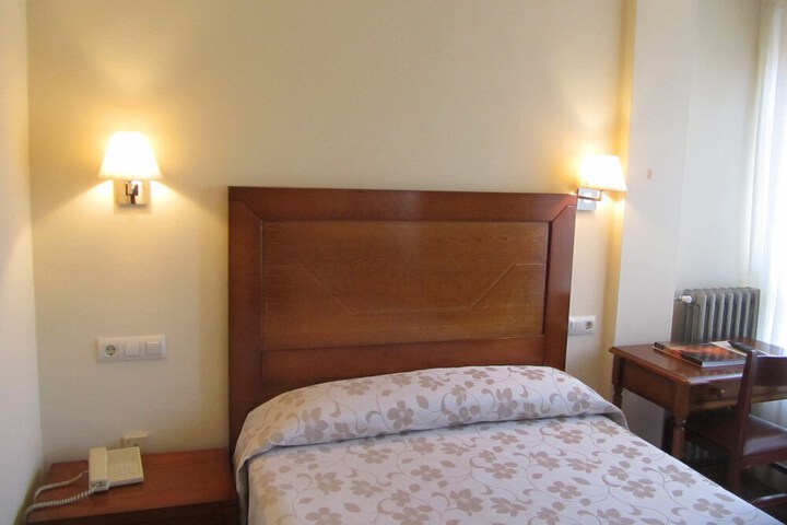 Room 15 of 54