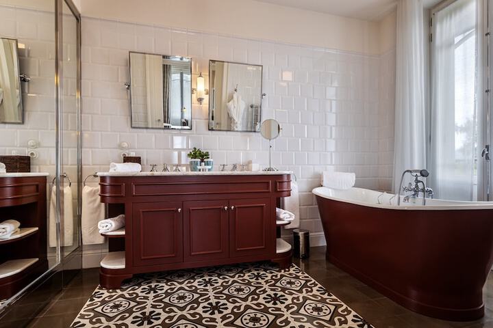Bath Photo