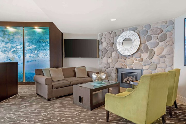 Lobby Photos