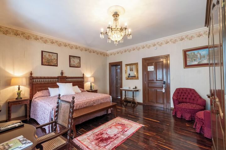 Room 20 of 90