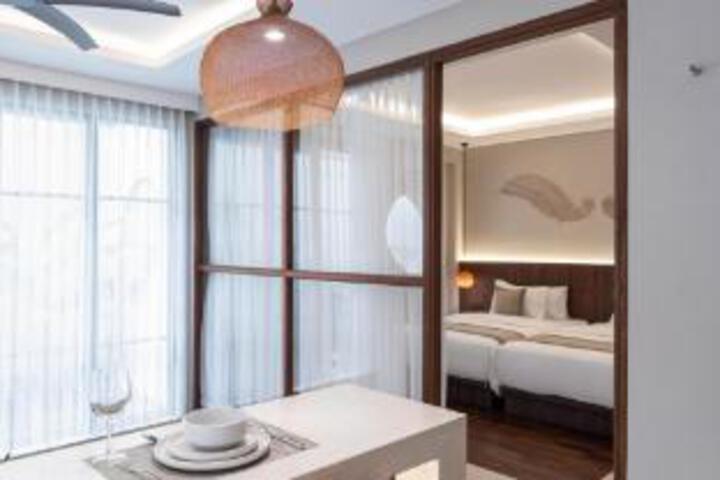 Room 2 of 22