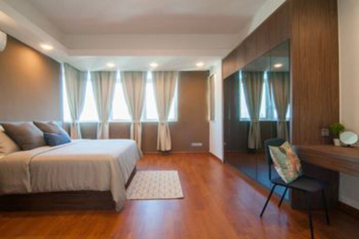 Room 8 of 26