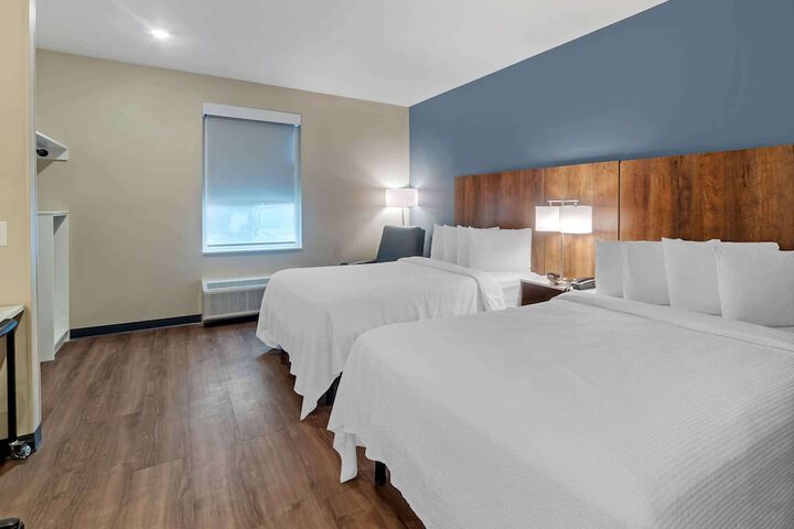 Room 28 of 61