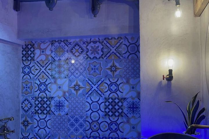 Room 80 of 80