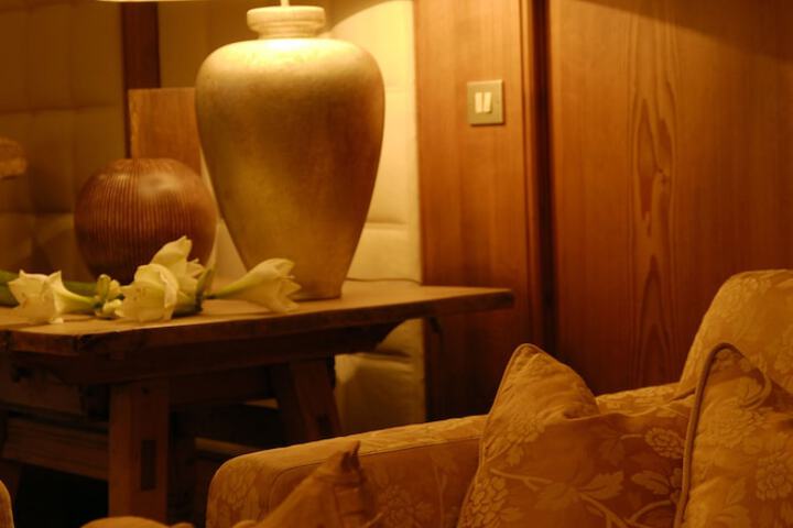 Hotel Interior 4 of 45