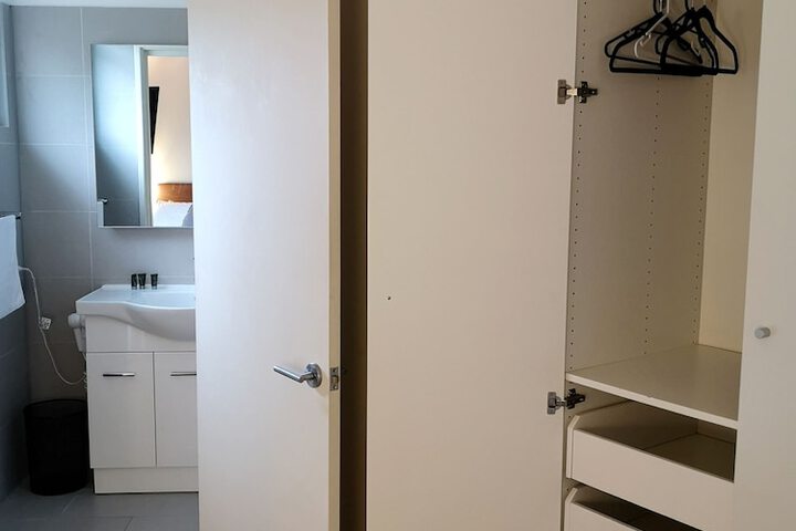 Room 92 of 127