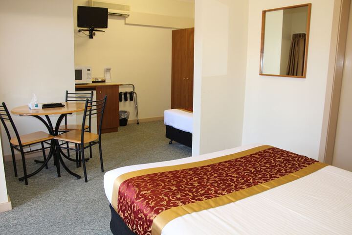 Room 9 of 49
