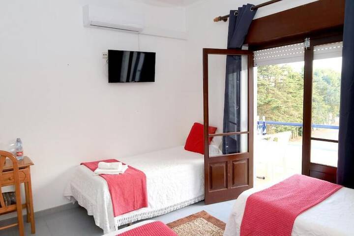 Room 14 of 30