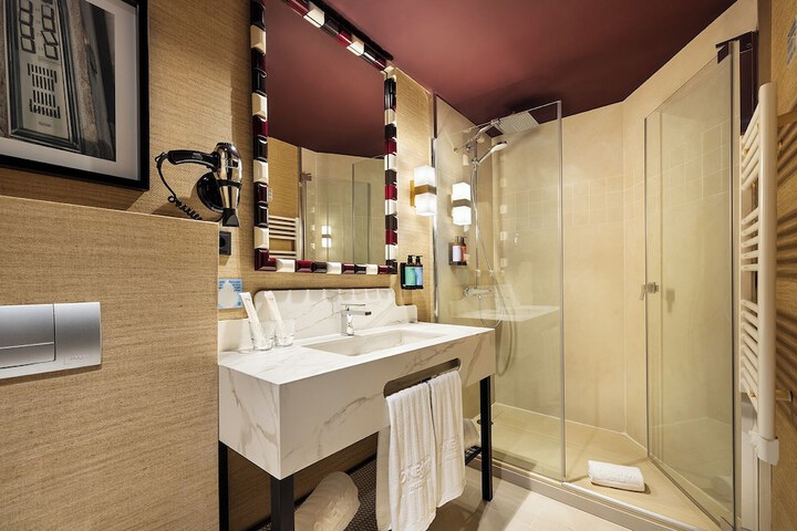 Bathroom Interior Photo